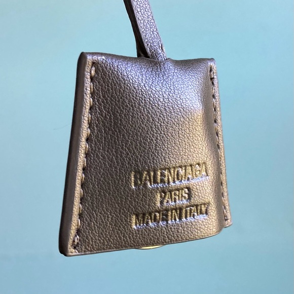 Balenciaga Leather Clochette Cloche clés Key Ring - Picture 7 of 7